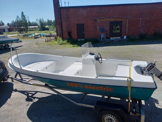 EB 450 - Electric Boat
